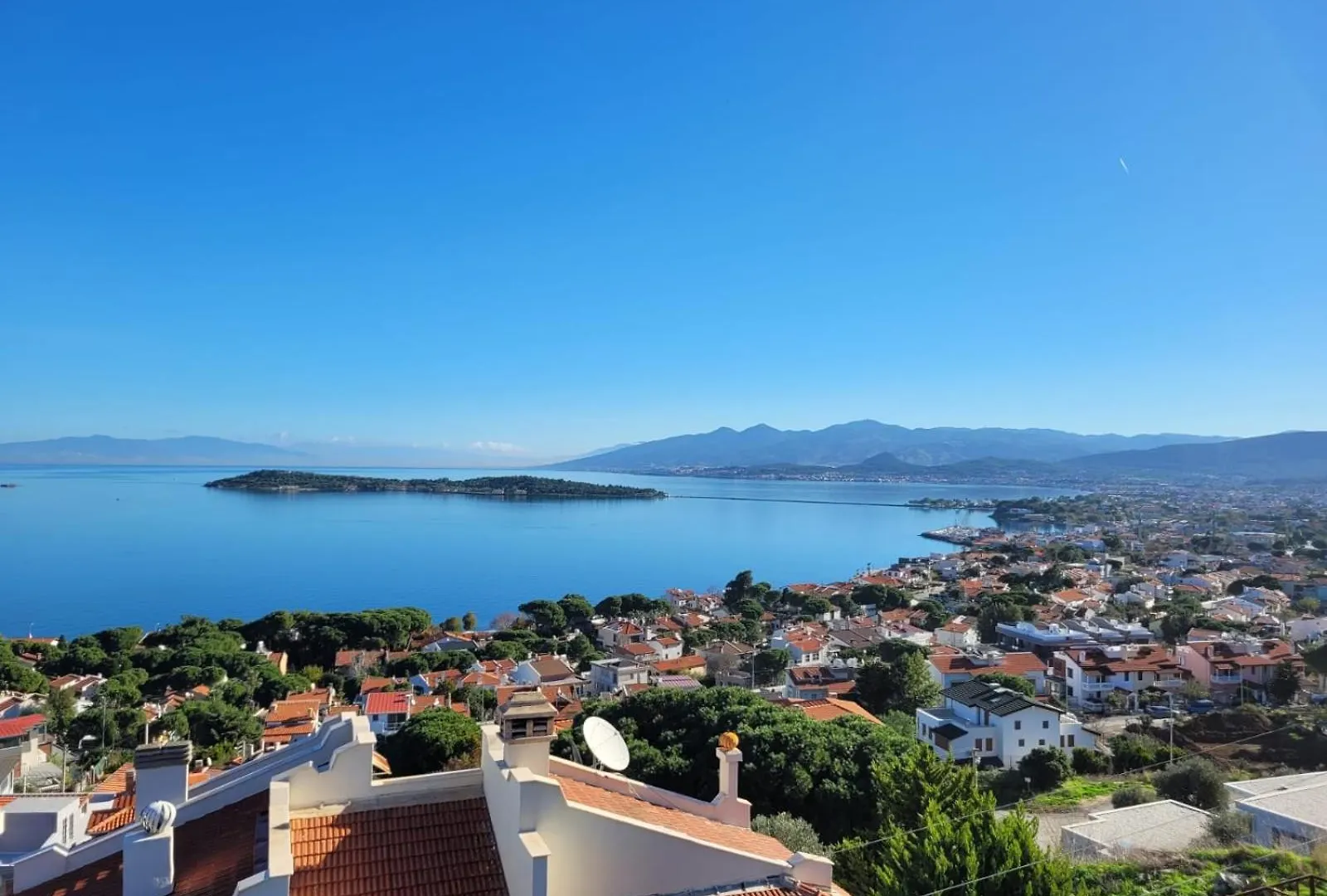 Terrace Urla Acomodação com café da manhã